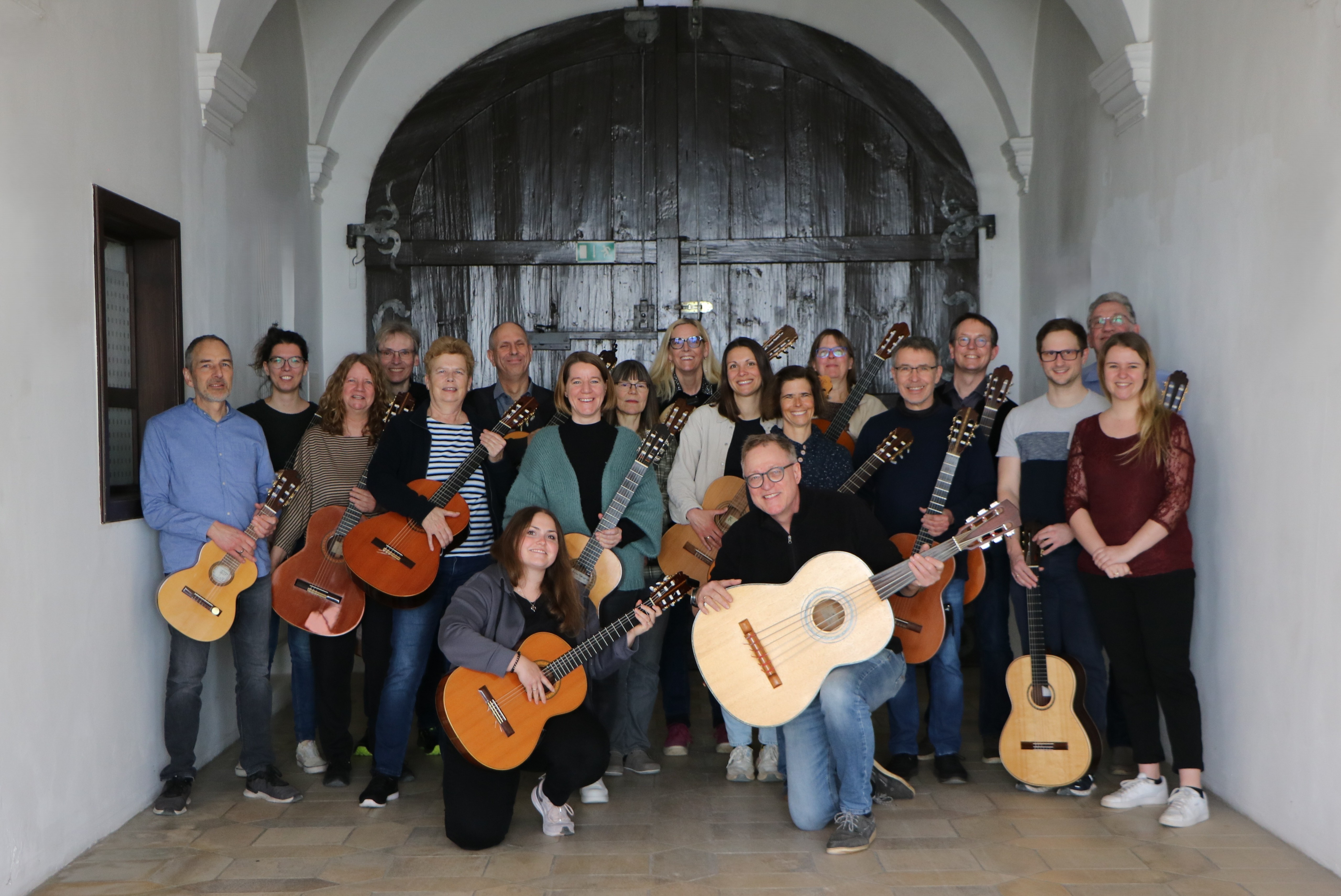 Gruppenbild Gitarrenensemble